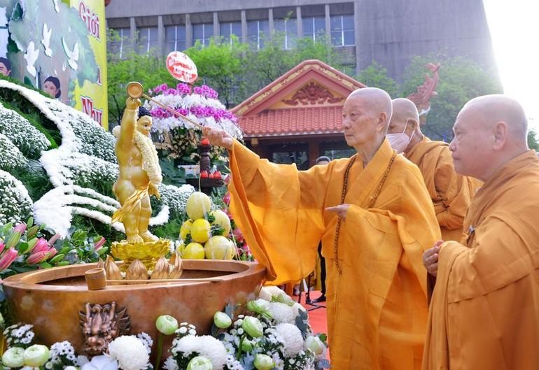 Trang trọng Đại lễ Phật đản Phật lịch 2566 tại TP.HCM