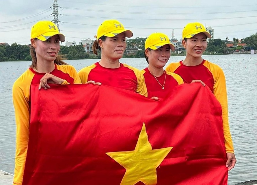 Tuyển nữ rowing Việt Nam giành chiến thắng sáng 11/5. Ảnh: tuoitrethudo.com