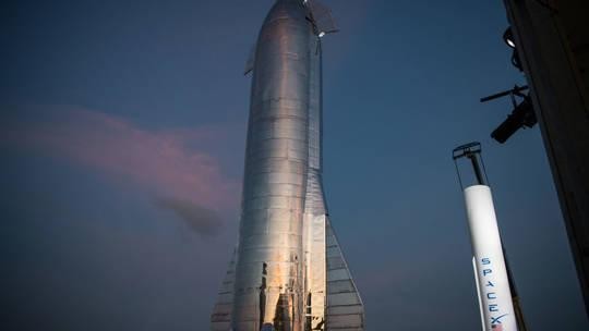 Tàu vũ trụ Starship của tập đoàn SpaceX tại Boca Chica, bang Texas. Ảnh: Getty Images