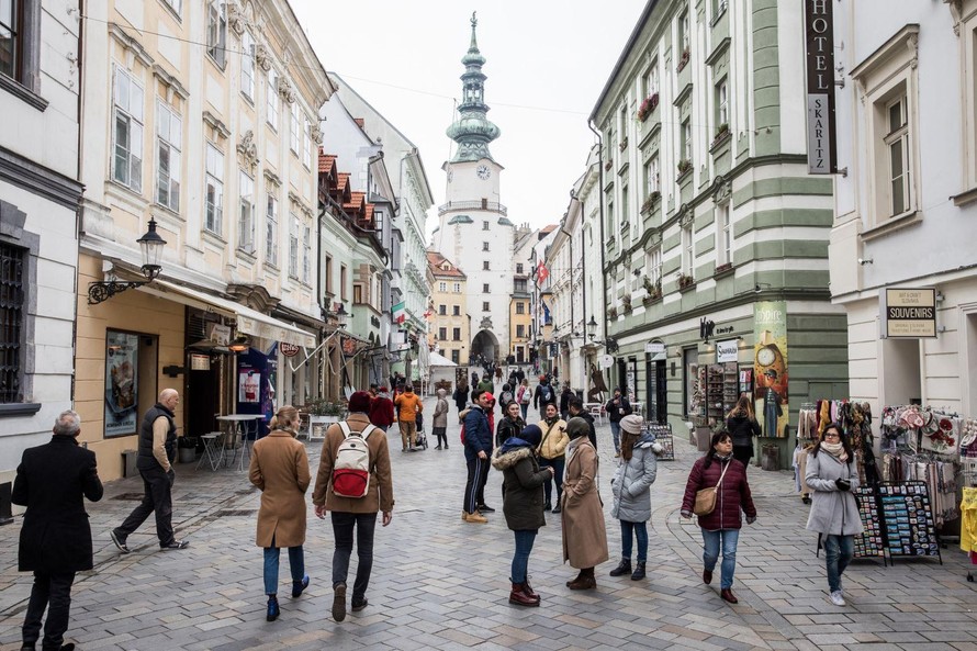 GDP của Slovakia chỉ tăng 0,4% so với quý trước trong Q1/2022. Ảnh: NYT