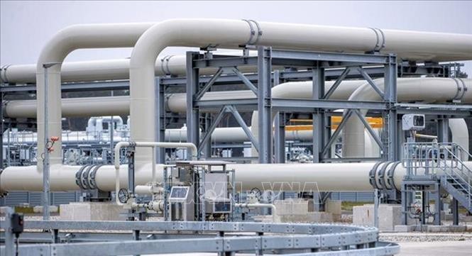 Hệ thống đường ống dẫn khí đốt Nord Stream 2 cung cấp khí đốt từ Nga sang Đức. Ảnh: DPA/TTXVN