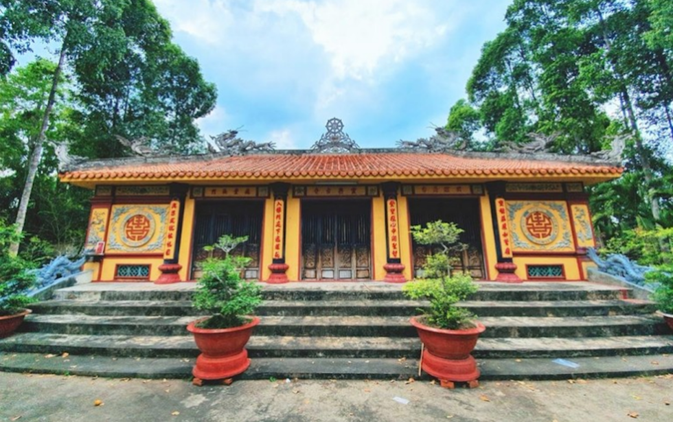 Chùa Bửu Hưng: Ngôi chùa cổ với những bức tượng Phật độc đáo 